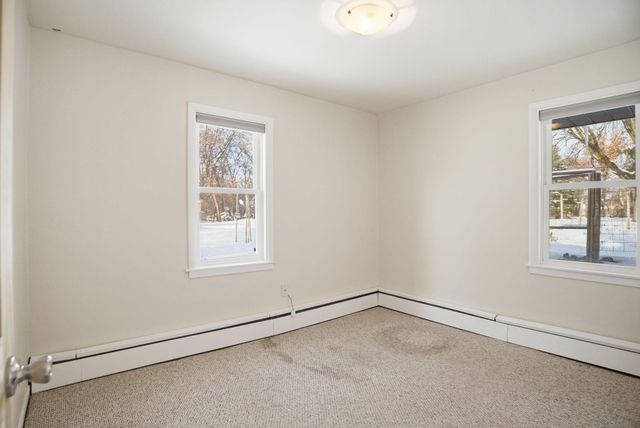 1440 92nd Avenue N, Brooklyn Park, MN 55444