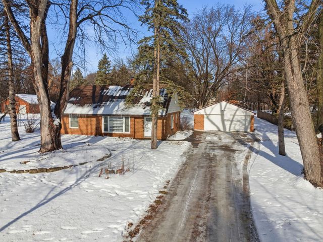 1440 92nd Avenue N, Brooklyn Park, MN 55444