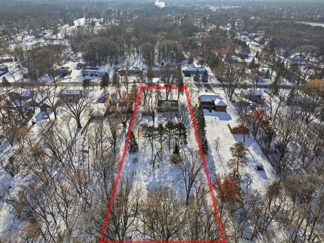 1440 92nd Avenue N, Brooklyn Park, MN 55444