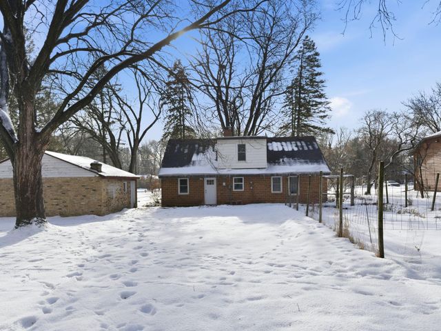 1440 92nd Avenue N, Brooklyn Park, MN 55444