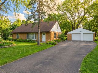 1440 92nd Avenue N, Brooklyn Park, MN 55444