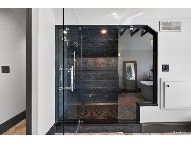 1409 Columbine St, Denver, CO 80206