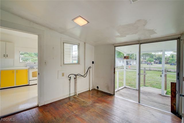 568 Prospect AVE, Fort Myers, FL 33905