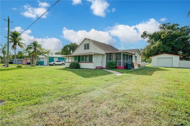 568 Prospect AVE, Fort Myers, FL 33905