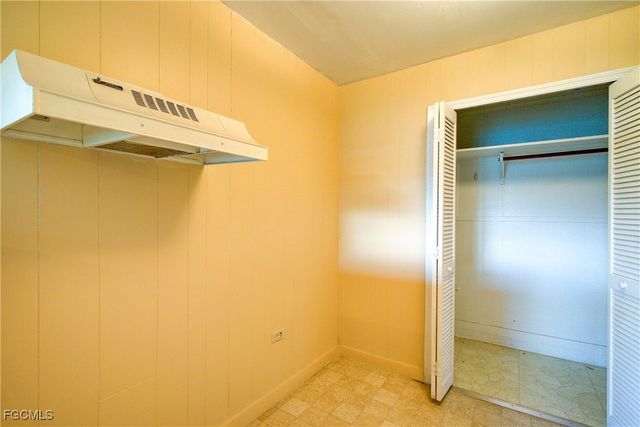 568 Prospect AVE, Fort Myers, FL 33905