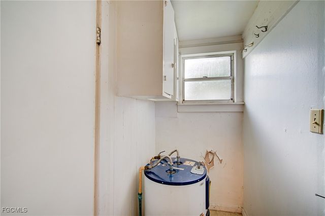 568 Prospect AVE, Fort Myers, FL 33905