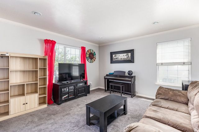 4156 S DAVENCREST LN, Taylorsville, UT 84129
