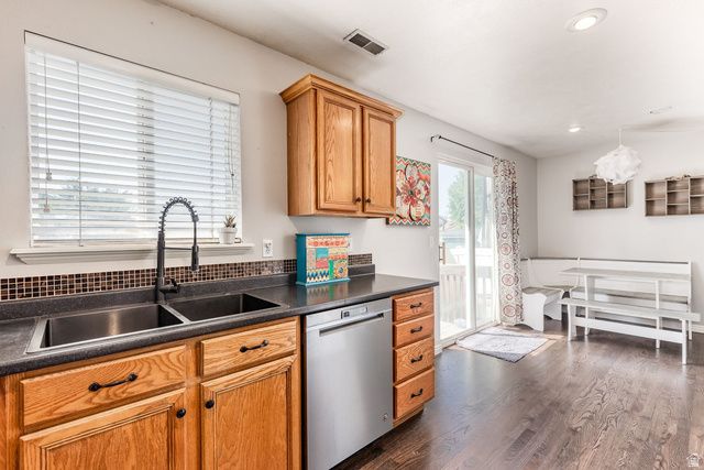 4156 S DAVENCREST LN, Taylorsville, UT 84129