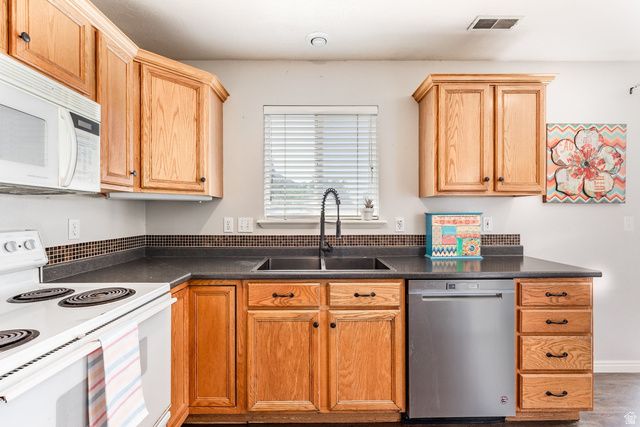 4156 S DAVENCREST LN, Taylorsville, UT 84129