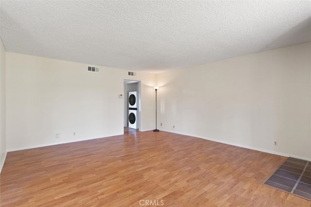 2599 Walnut 128, Signal Hill, CA 90755