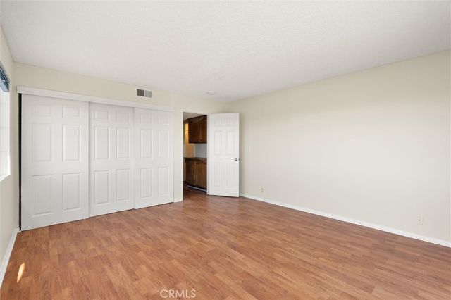 2599 Walnut 128, Signal Hill, CA 90755