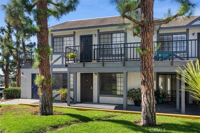 2599 Walnut 128, Signal Hill, CA 90755