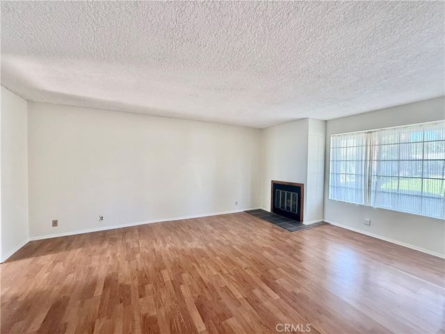 2599 Walnut 128, Signal Hill, CA 90755