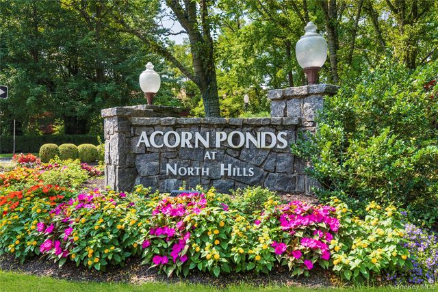 15 Spring Hollow, Roslyn, NY 11576