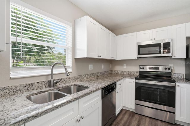 5331 5TH STREET, Zephyrhills, FL 33542