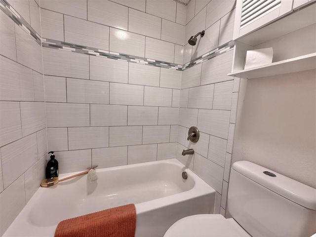 3919 Fairmont Parkway 260, Pasadena, TX 77504