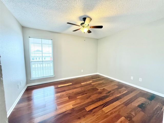 3919 Fairmont Parkway 260, Pasadena, TX 77504