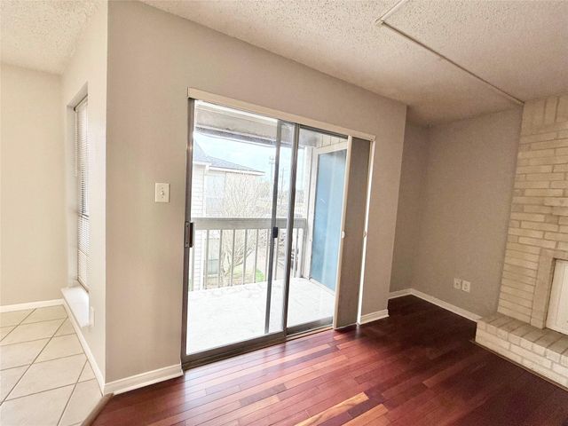 3919 Fairmont Parkway 260, Pasadena, TX 77504