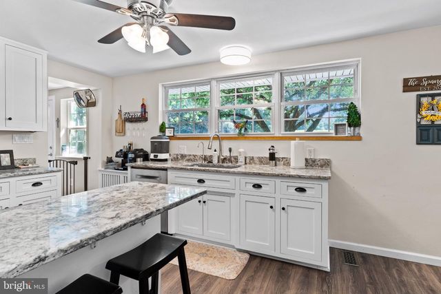2416 CHURCH RD, Hummelstown, PA 17036