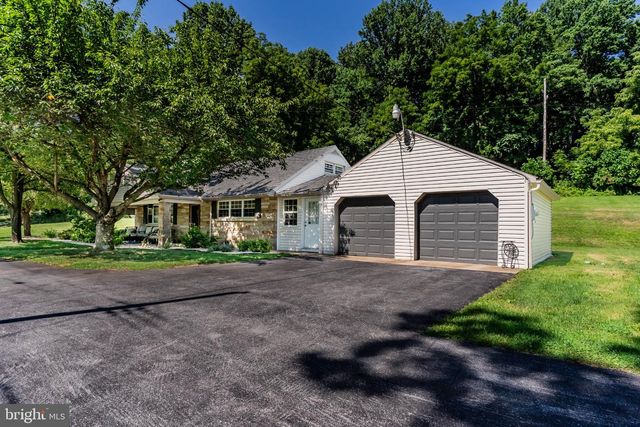 2416 CHURCH RD, Hummelstown, PA 17036