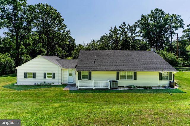 2416 CHURCH RD, Hummelstown, PA 17036