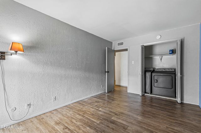 4433 N STANTON Street A501, El Paso, TX 79902