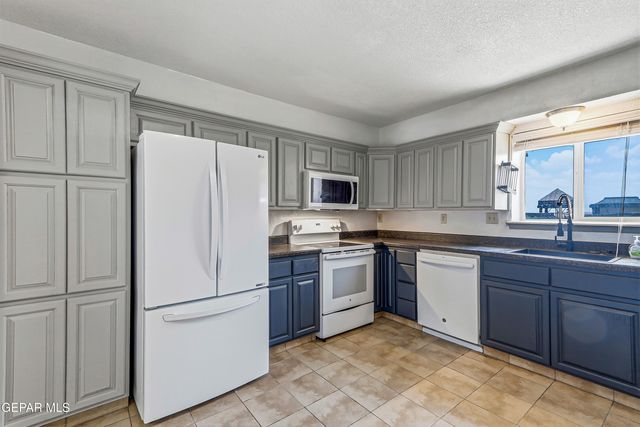 4433 N STANTON Street A501, El Paso, TX 79902