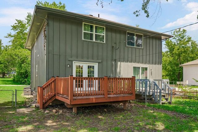 511 Vilas Street, Leavenworth, KS 66048