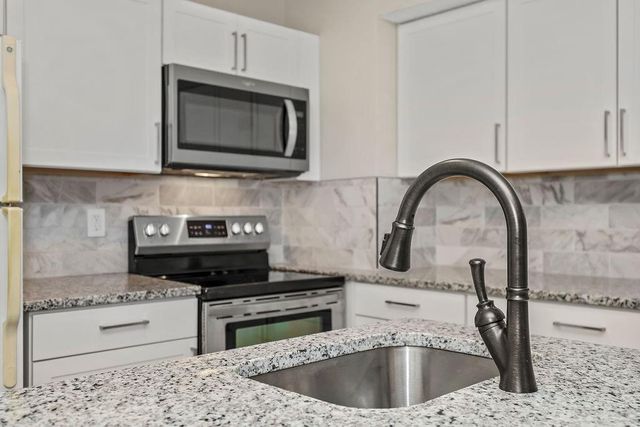 511 Vilas Street, Leavenworth, KS 66048