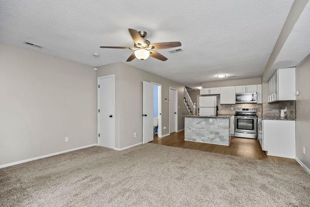511 Vilas Street, Leavenworth, KS 66048