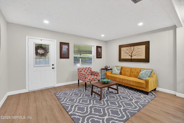 8112 DEVOE Street, Jacksonville, FL 32220