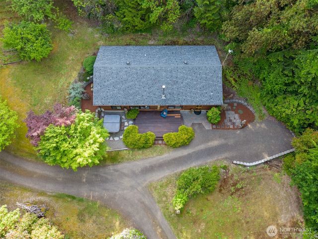 14223 Anatevka Lane SE, Olalla, WA 98359