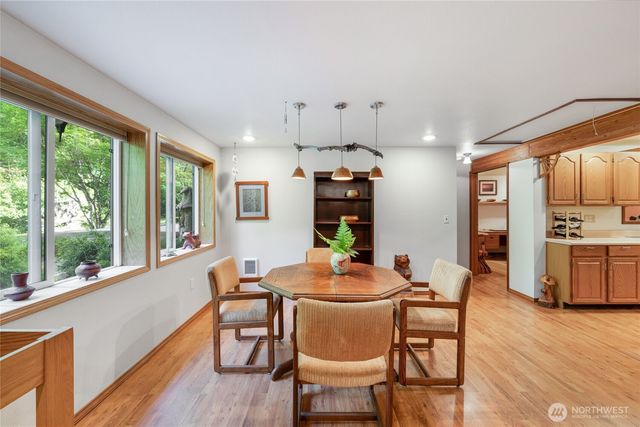 14223 Anatevka Lane SE, Olalla, WA 98359