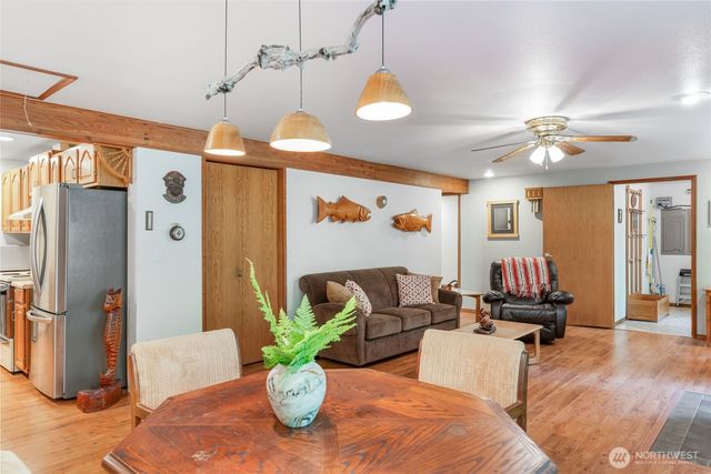 14223 Anatevka Lane SE, Olalla, WA 98359