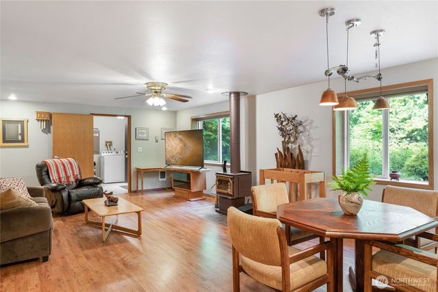 14223 Anatevka Lane SE, Olalla, WA 98359