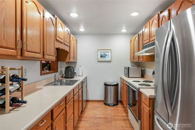 14223 Anatevka Lane SE, Olalla, WA 98359