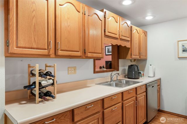 14223 Anatevka Lane SE, Olalla, WA 98359