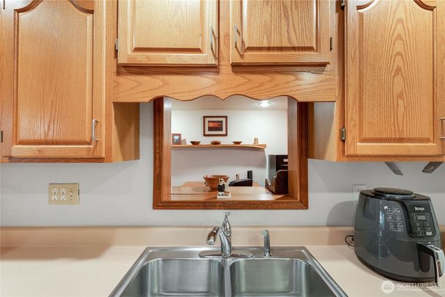 14223 Anatevka Lane SE, Olalla, WA 98359