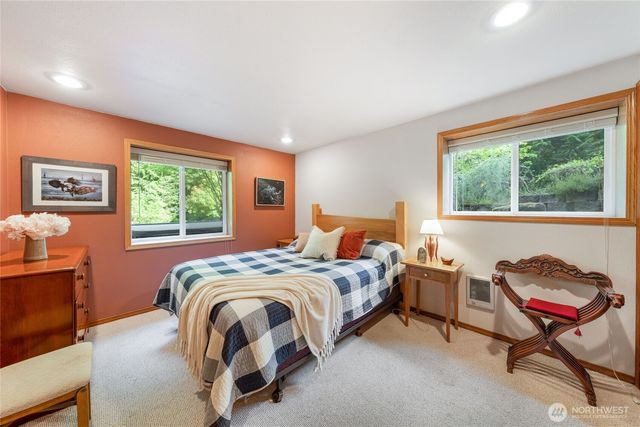 14223 Anatevka Lane SE, Olalla, WA 98359