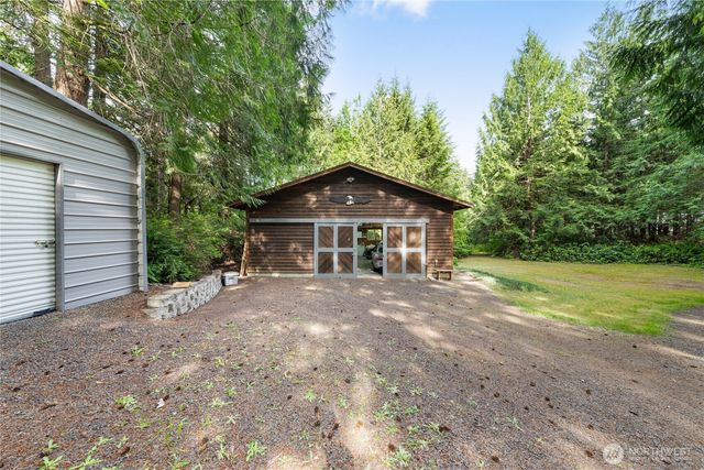 14223 Anatevka Lane SE, Olalla, WA 98359