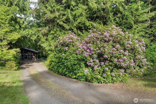 14223 Anatevka Lane SE, Olalla, WA 98359