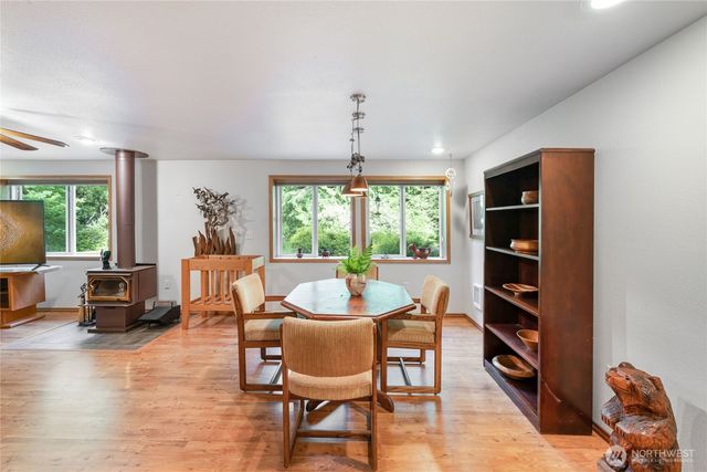 14223 Anatevka Lane SE, Olalla, WA 98359