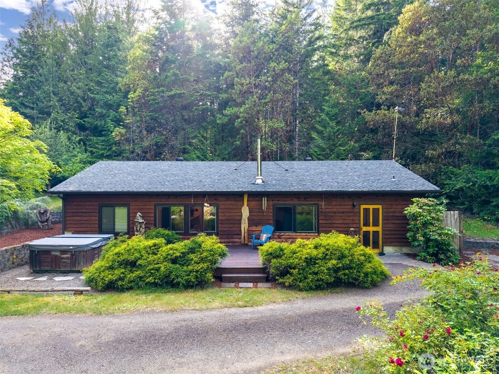 14223 Anatevka Lane SE, Olalla, WA 98359