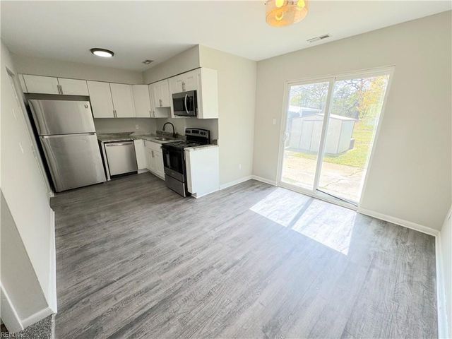 2126 Kimball CIR, Virginia Beach, VA 23455