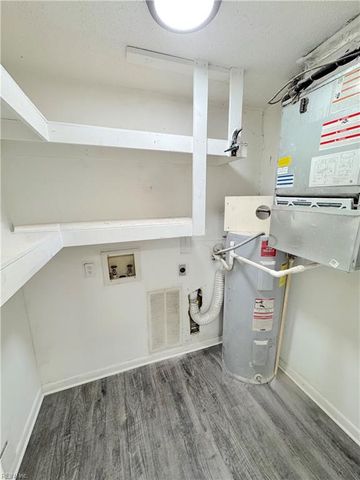 2126 Kimball CIR, Virginia Beach, VA 23455