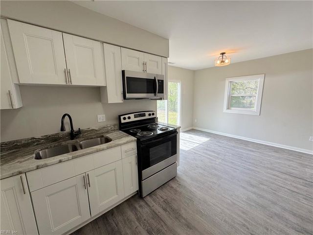 2126 Kimball CIR, Virginia Beach, VA 23455