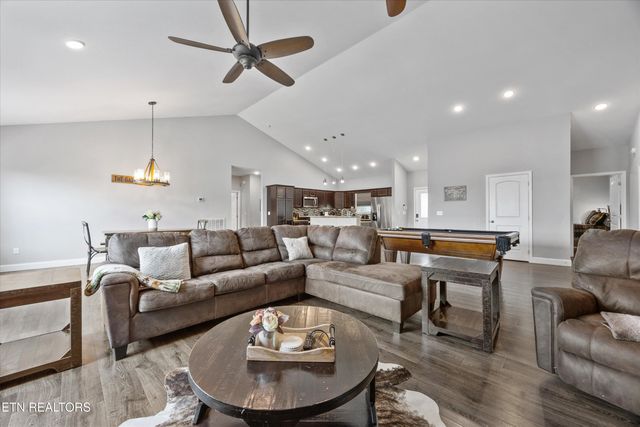 3558 Bohanan Top Rd, Sevierville, TN 37876