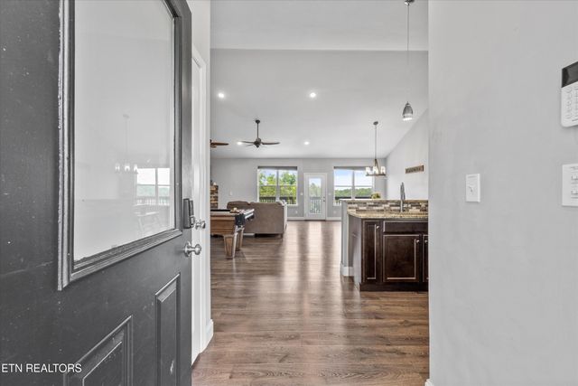 3558 Bohanan Top Rd, Sevierville, TN 37876