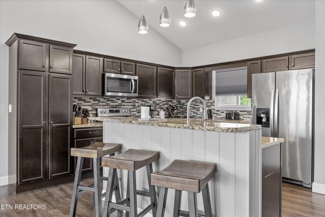 3558 Bohanan Top Rd, Sevierville, TN 37876