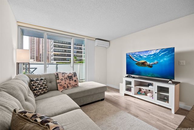 801 South Street 526, Honolulu, HI 96813